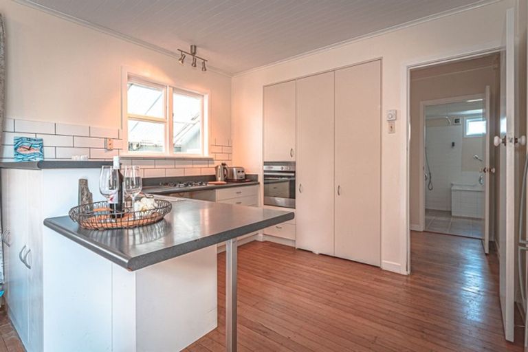 Photo of property in 734 Okahukura Road, Tapora, Wellsford, 0977