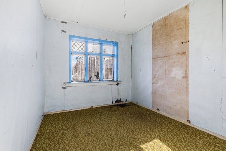 Photo of property in 106 Coutts Street, Kilbirnie, Wellington, 6022