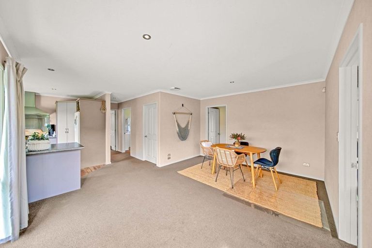 Photo of property in 131 Foster Road, Kumeu, 0891