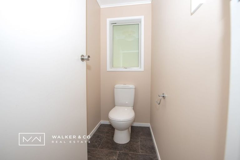 Photo of property in 9 Zeala Grove, Stokes Valley, Lower Hutt, 5019