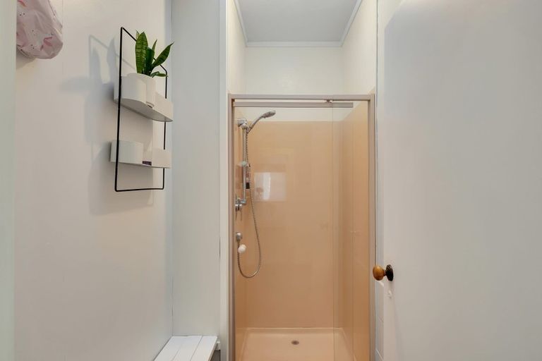 Photo of property in 16 Miro Street, Inglewood, 4330