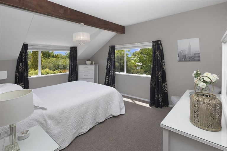 Photo of property in 3 Westburn Terrace, Burnside, Christchurch, 8041