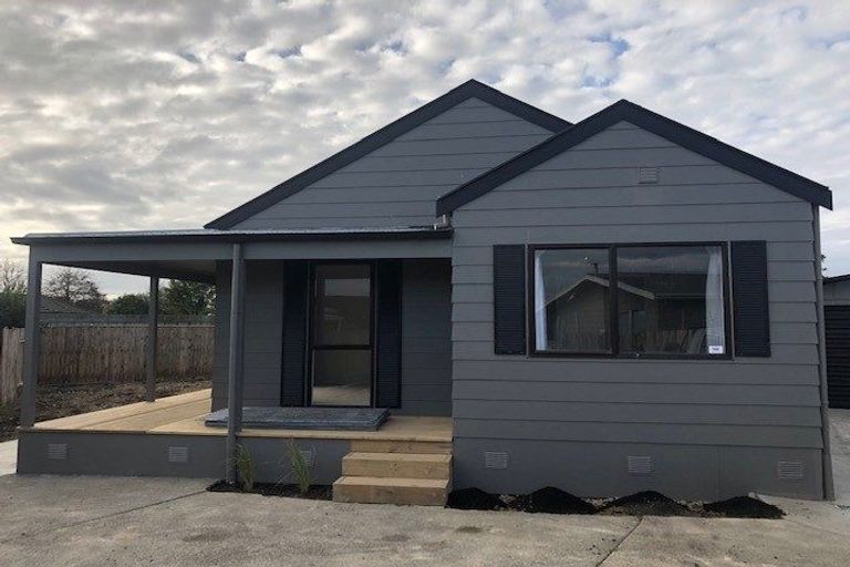 Photo of property in 28a Chelmarsh Place, Highbury, Palmerston North, 4412