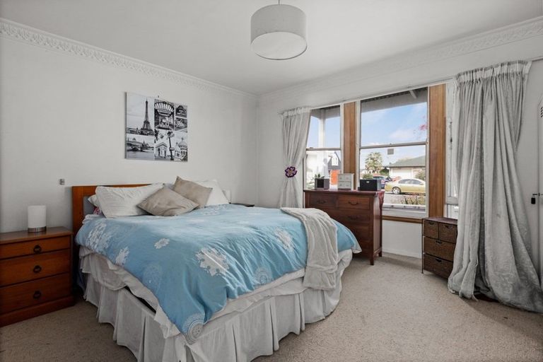 Photo of property in 702 Queen Street East, Parkvale, Hastings, 4122