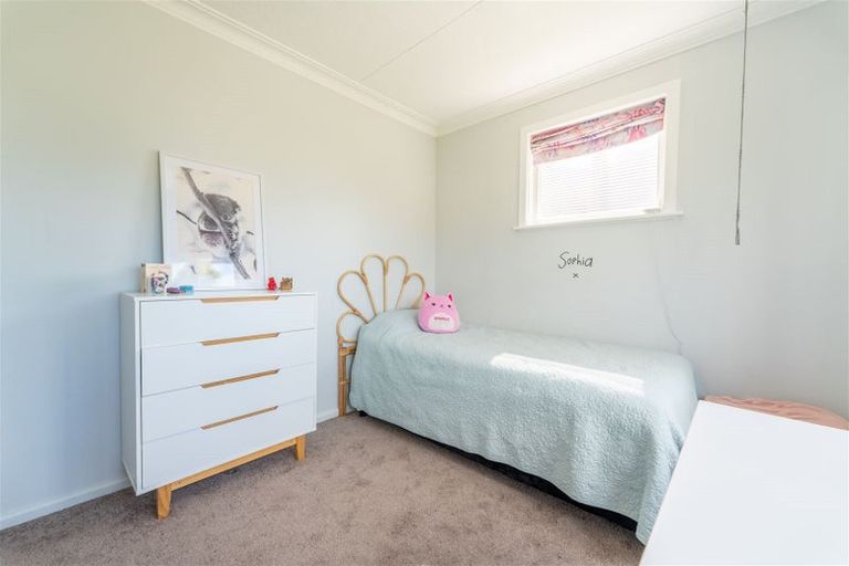 Photo of property in 12 Stuart Street, Holmes Hill, Oamaru, 9401