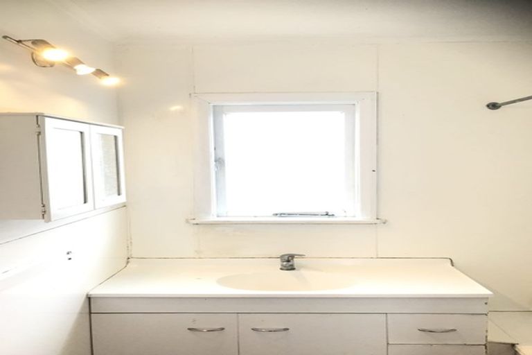 Photo of property in 28 Rice Crescent, Papakura, 2110