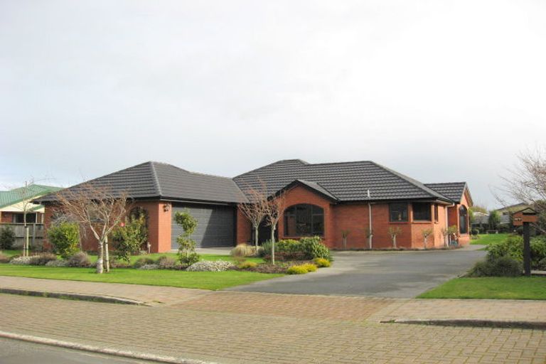 Photo of property in 27 Glenroy Park Drive, Waikiwi, Invercargill, 9810