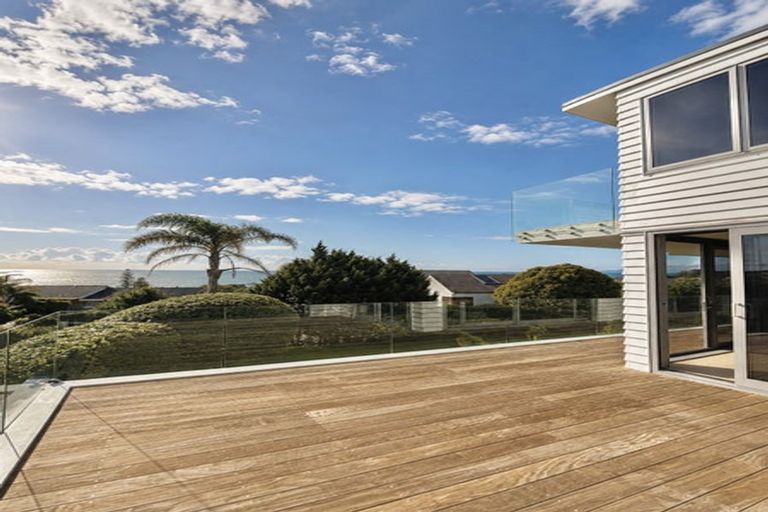 Photo of property in 276 Lake Road, Hauraki, Auckland, 0622