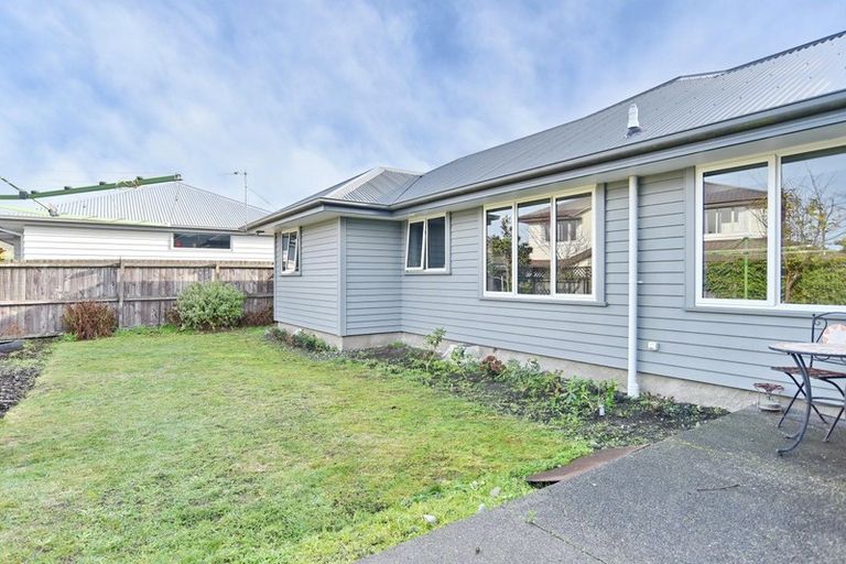 Photo of property in 18 Clarevale Street, Burwood, Christchurch, 8083