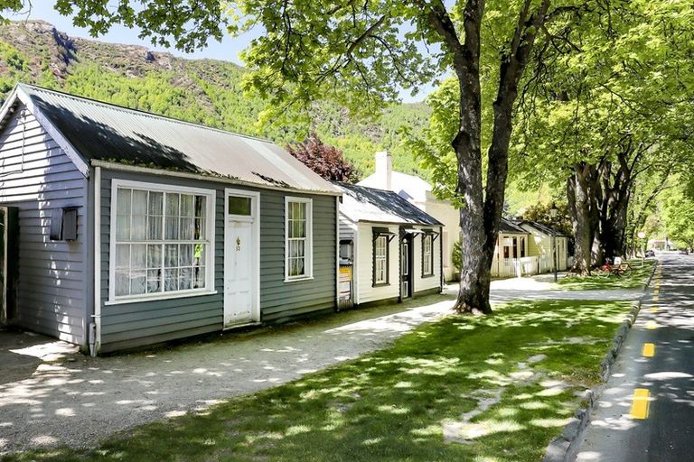 Photo of property in 53 Buckingham Street, Arrowtown, 9302