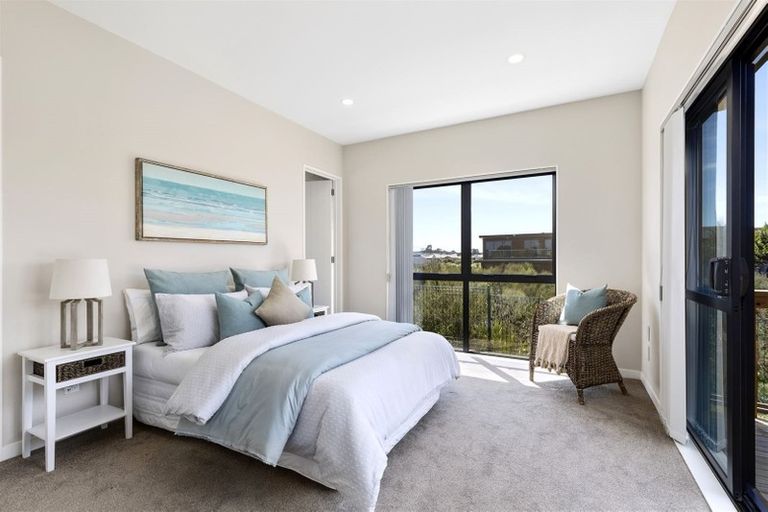 Photo of property in 43 Huarahi Pai Road, Huapai, Kumeu, 0810