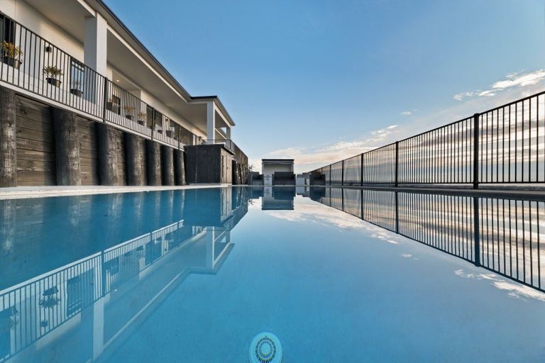 Photo of property in 42 Oceana Drive, Welcome Bay, Tauranga, 3175