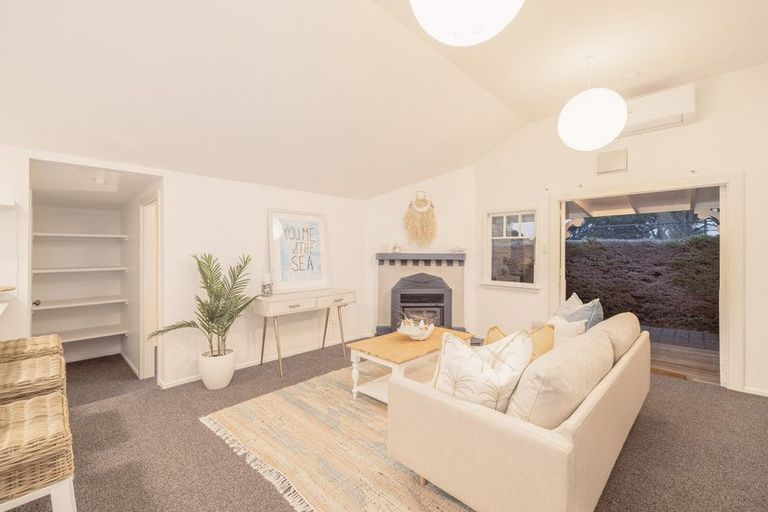 Photo of property in 5 Bridge Street, Waikuku Beach, 7473