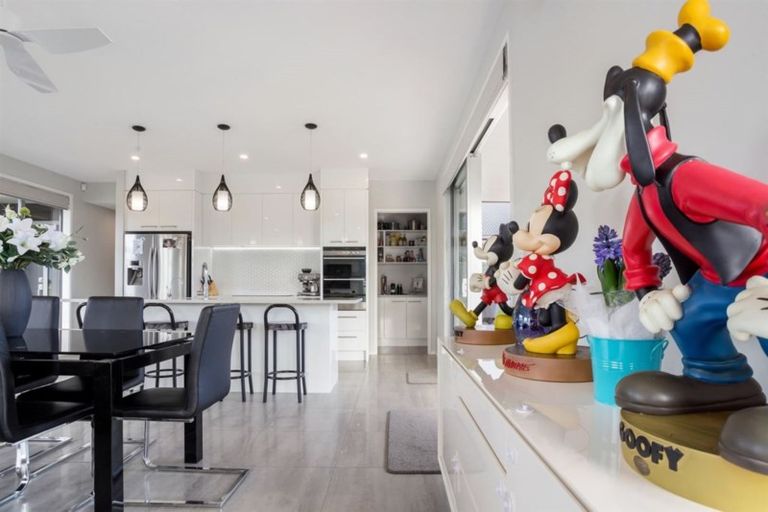 Photo of property in 21 Greystone Place, Omokoroa, 3114