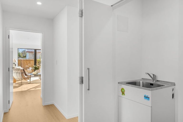 Photo of property in 6/70 Isleworth Road, Bishopdale, Christchurch, 8053