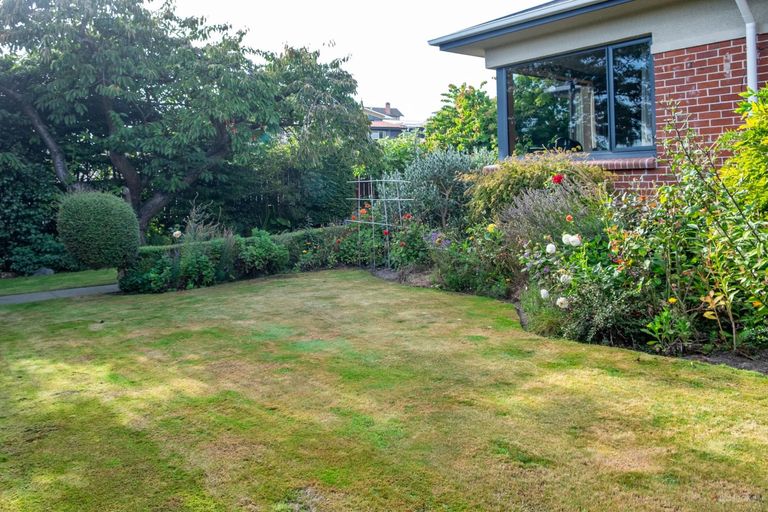 Photo of property in 2 Ashbury Avenue, Waimataitai, Timaru, 7910