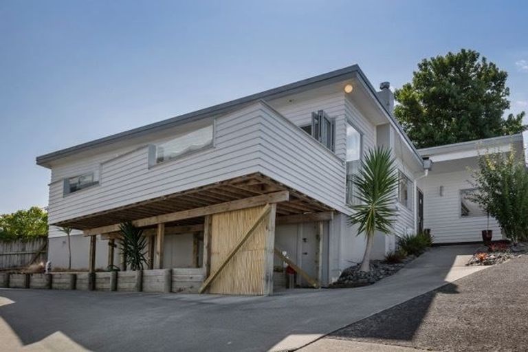 Photo of property in 2/21 Hythe Terrace, Mairangi Bay, Auckland, 0630