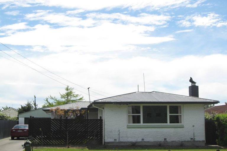 Photo of property in 73 Wingate Street, Redwood, Christchurch, 8051