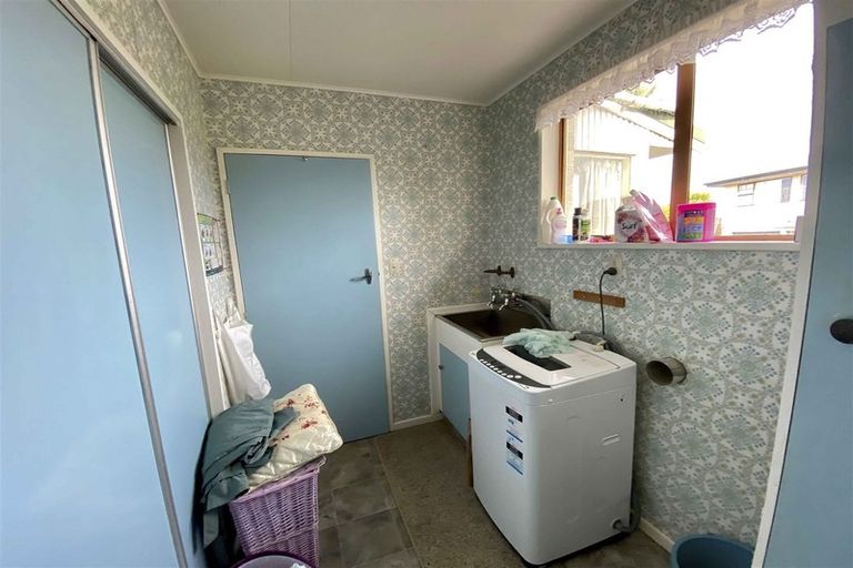 Photo of property in 33 Kildare Drive, Waikiwi, Invercargill, 9810