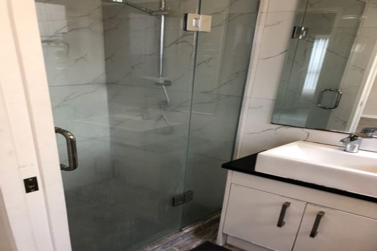 Photo of property in 9 Veneta Close, Flat Bush, Auckland, 2019