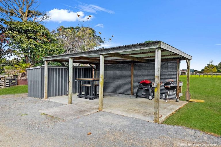 Photo of property in 217 Glenbrook Station Road, Glenbrook, Waiuku, 2681