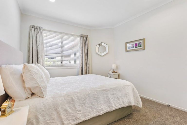 Photo of property in 24/100 Millers Road, Brookfield, Tauranga, 3110