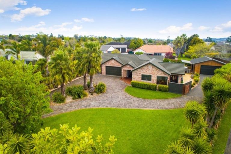 Photo of property in 65 Sunny Crescent, Huapai, Kumeu, 0810