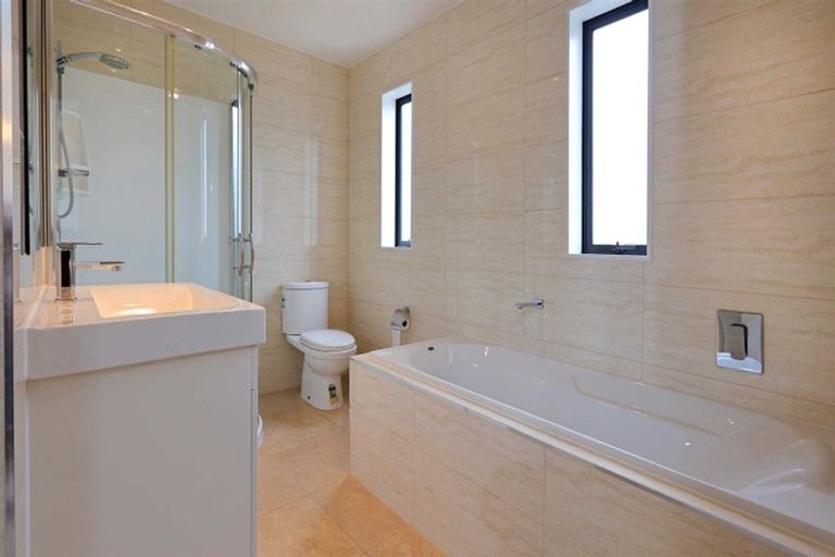 Photo of property in 48a Jillian Drive, Ranui, Auckland, 0612