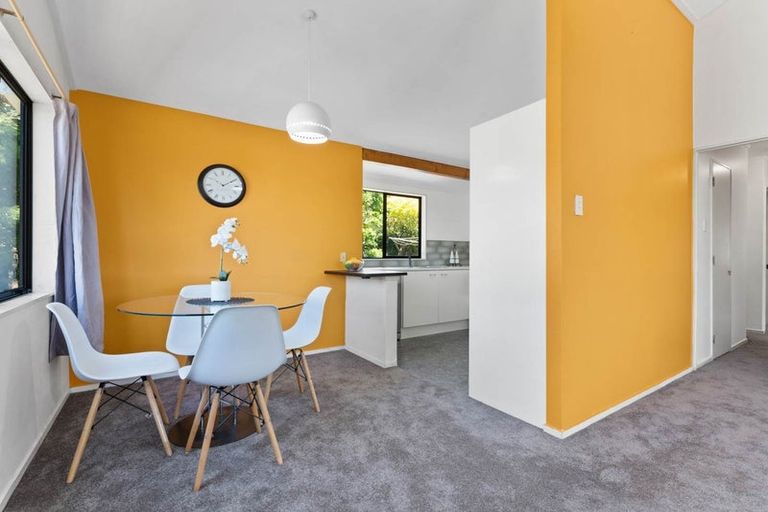 Photo of property in 2/13 Palmer Avenue, Glen Eden, Auckland, 0602