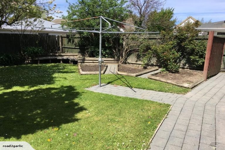 Photo of property in 252 Avonhead Road, Avonhead, Christchurch, 8042