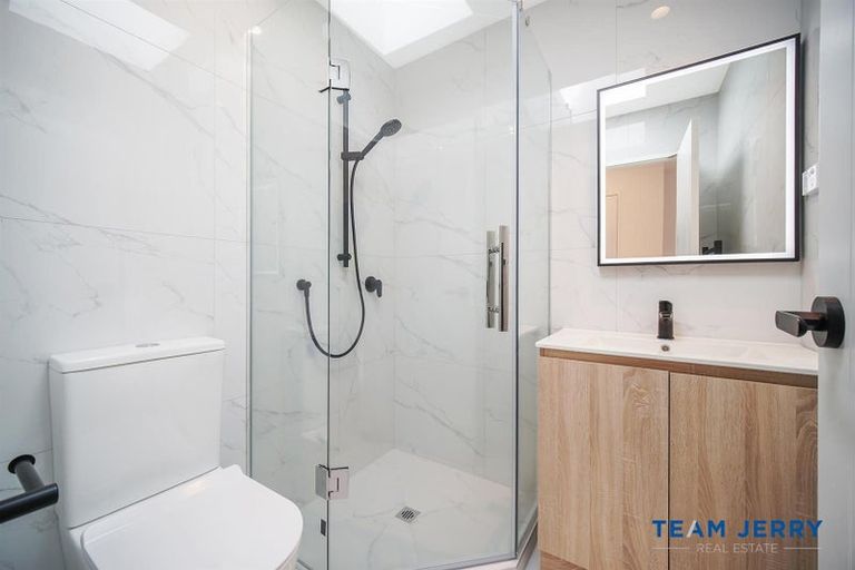 Photo of property in 10 Kiato Lane, Flat Bush, Auckland, 2019