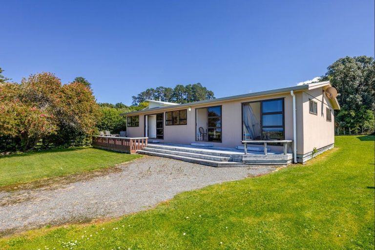 Photo of property in 3 Mchardy Place, Blackhead, Porangahau, 4284
