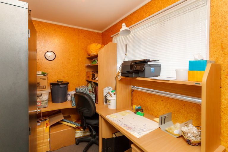 Photo of property in 66 Branigan Parade, Kelvin Grove, Palmerston North, 4414