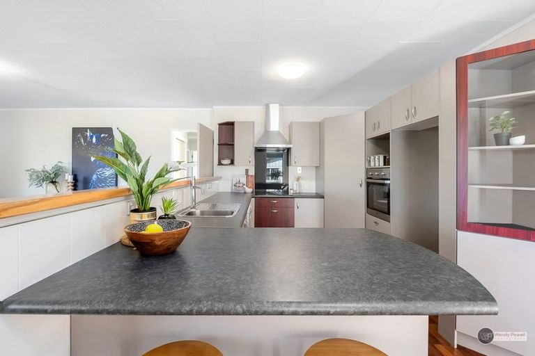Photo of property in 42b Lord Street, Stokes Valley, Lower Hutt, 5019