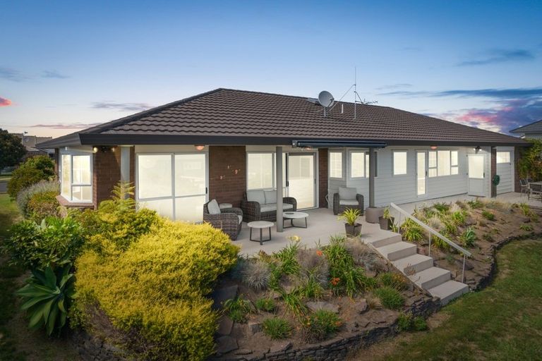 Photo of property in 106 Hamurana Road, Omokoroa, 3114