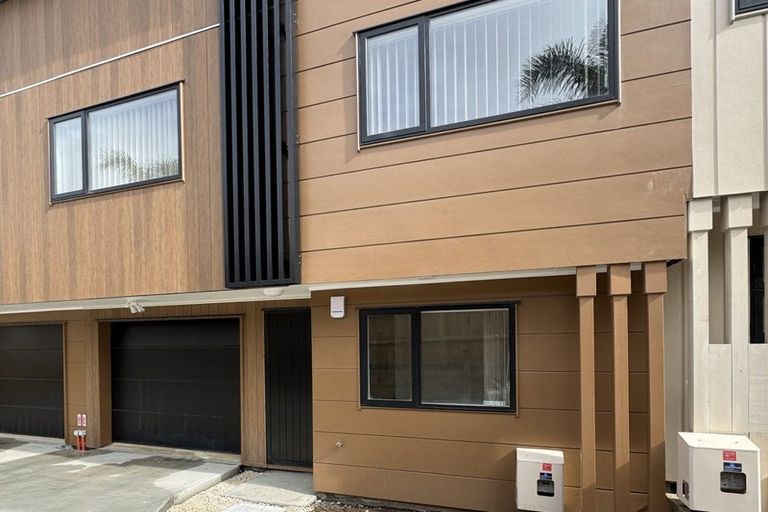 Photo of property in 86 Priestley Drive, Bucklands Beach, Auckland, 2014