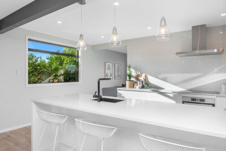 Photo of property in 14 Paulette Place, Queenwood, Hamilton, 3210