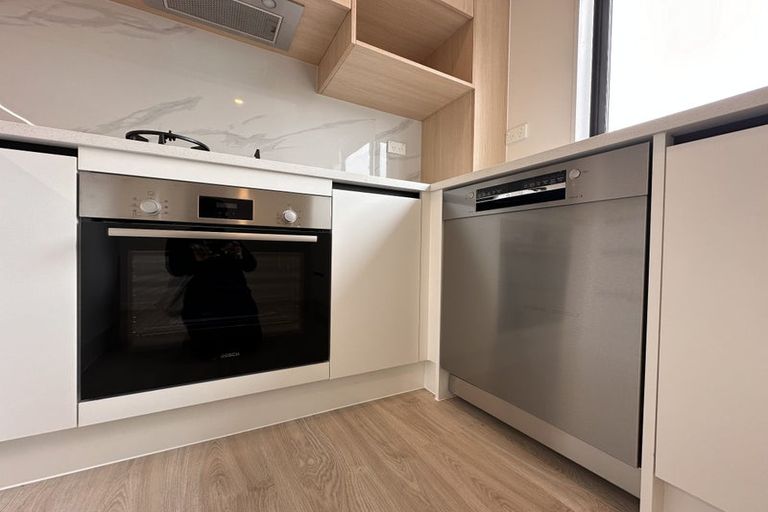 Photo of property in 2/205 Sunnynook Road, Wairau Valley, Auckland, 0627