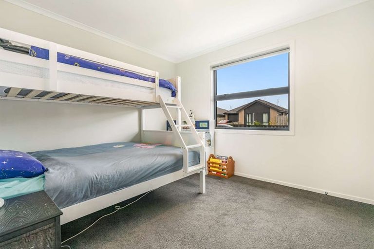 Photo of property in 77 Union Drive, Papamoa, 3118