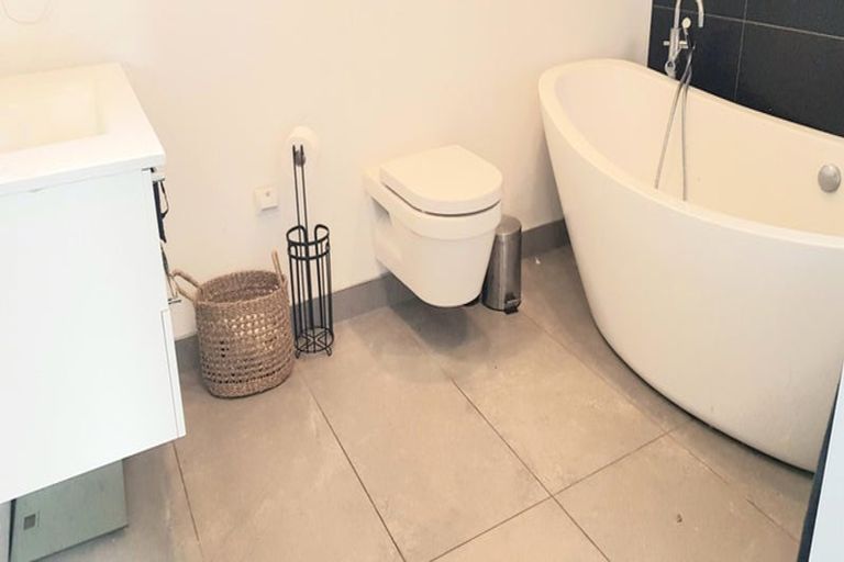 Photo of property in 14b Castile Place, Belfast, Christchurch, 8051