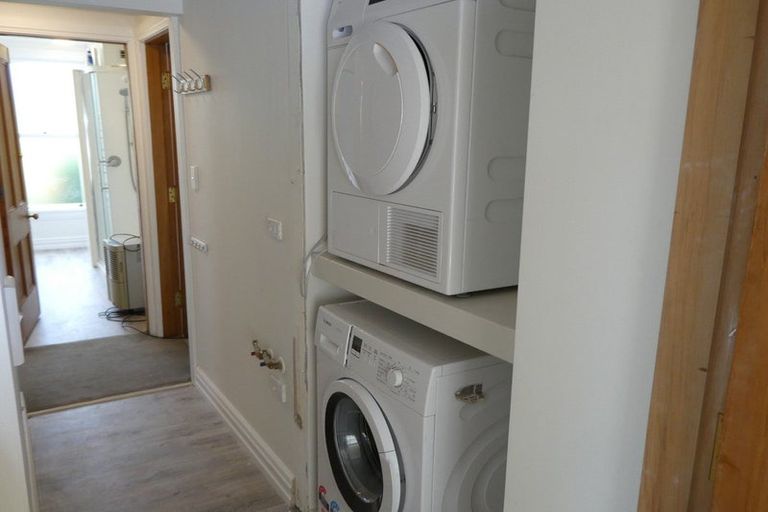 Photo of property in 49 Devon Street, Aro Valley, Wellington, 6021