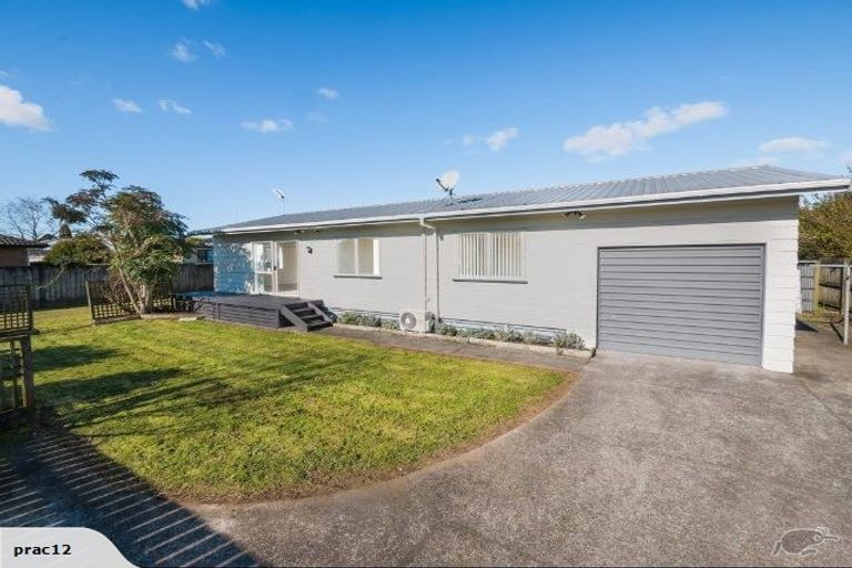 Photo of property in 3/28 Kelvin Road, Papakura, 2110