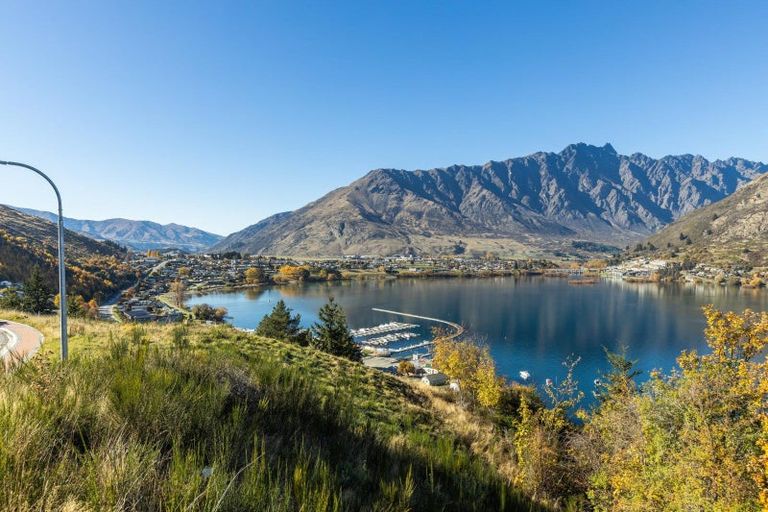 Photo of property in 10 Snowy Place, Frankton, 9300