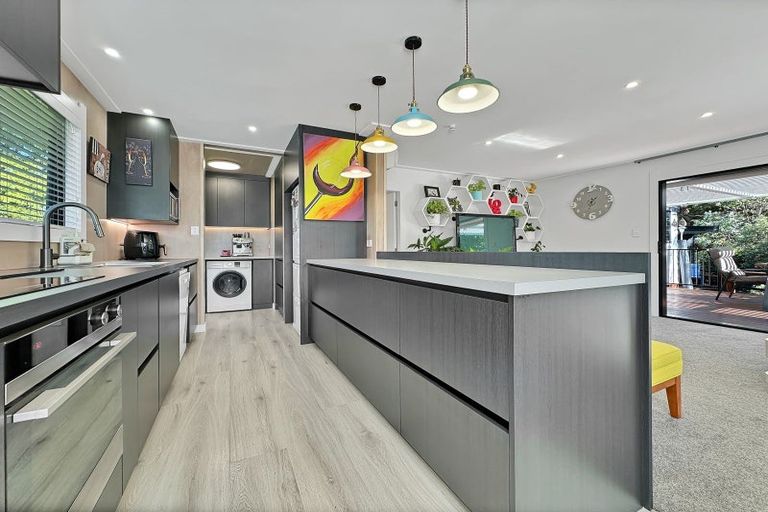 Photo of property in 1/11 Gibbs Place, Kinloch, Taupo, 3377