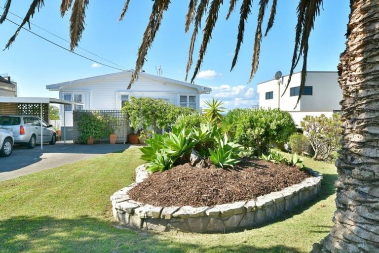 Photo of property in 30 Vipond Road, Stanmore Bay, Whangaparaoa, 0932