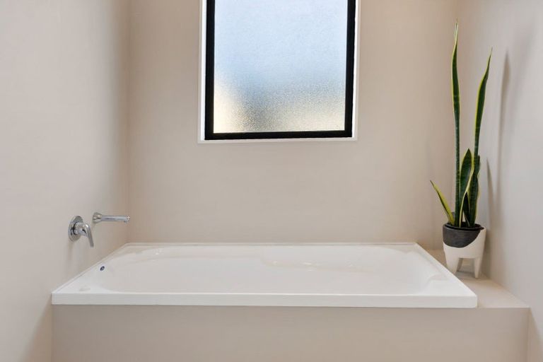 Photo of property in 11 Rochdale Way, Stoke, Nelson, 7011