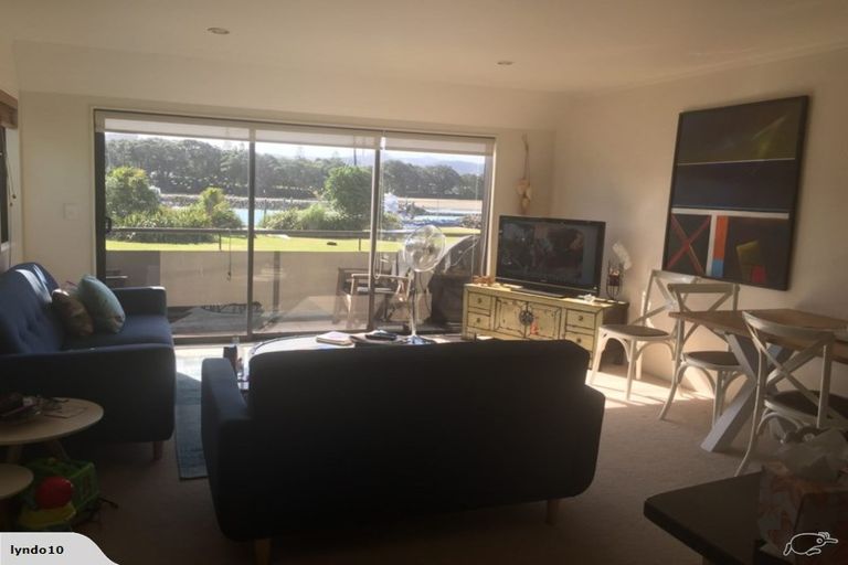 Photo of property in 613c Beach Road, Whangamata, 3620