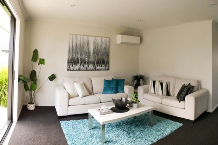 Photo of property in 37 Rainey Crescent, Papamoa Beach, Papamoa, 3118