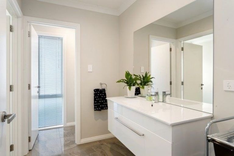 Photo of property in 33 Tripoli Street, Rangiora, 7400