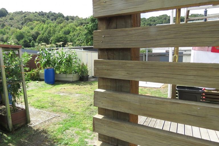 Photo of property in 6 Herald Street, Reefton, 7830